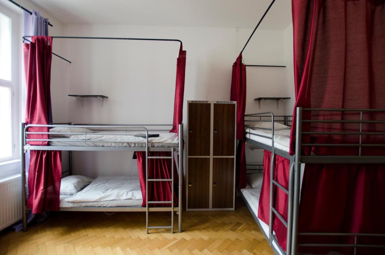 Globe Hostel Prague Adults Only Εξωτερικό φωτογραφία