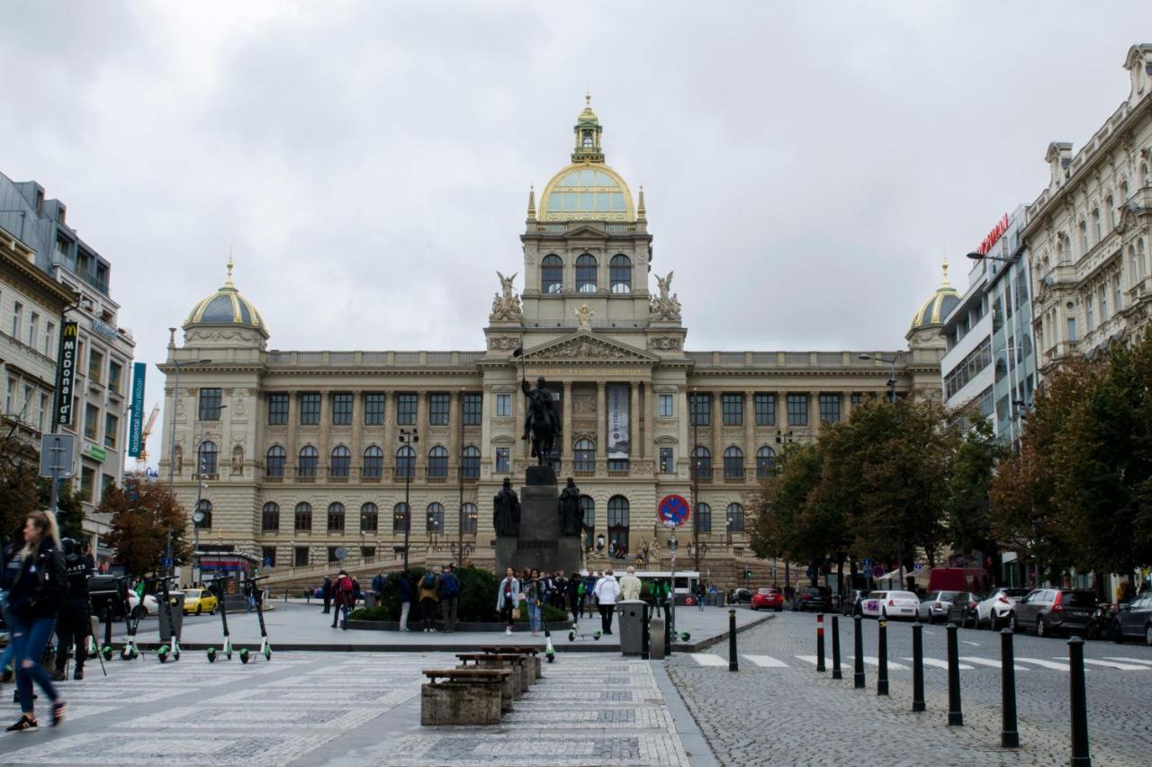 Globe Hostel Prague Adults Only Εξωτερικό φωτογραφία