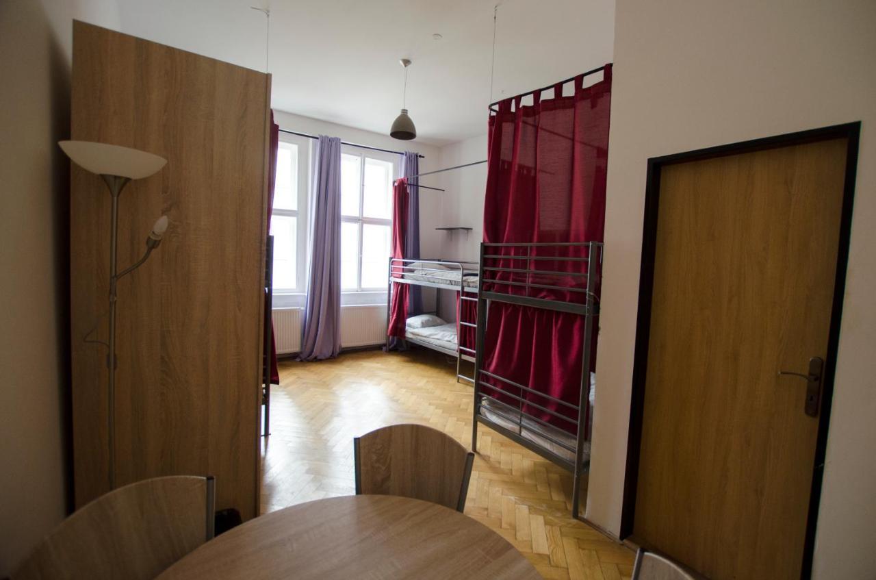 Globe Hostel Prague Adults Only Εξωτερικό φωτογραφία