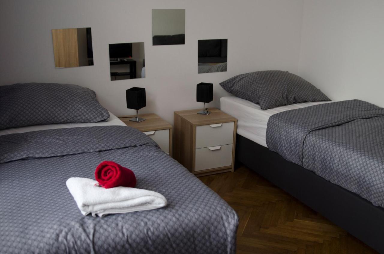 Globe Hostel Prague Adults Only Εξωτερικό φωτογραφία