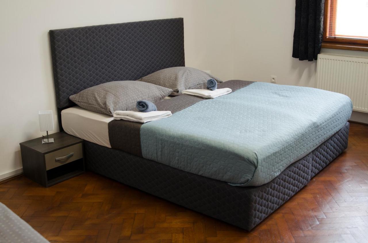 Globe Hostel Prague Adults Only Εξωτερικό φωτογραφία