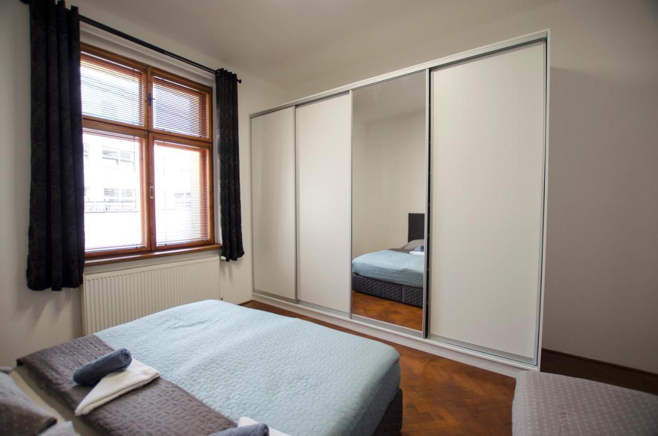 Globe Hostel Prague Adults Only Εξωτερικό φωτογραφία