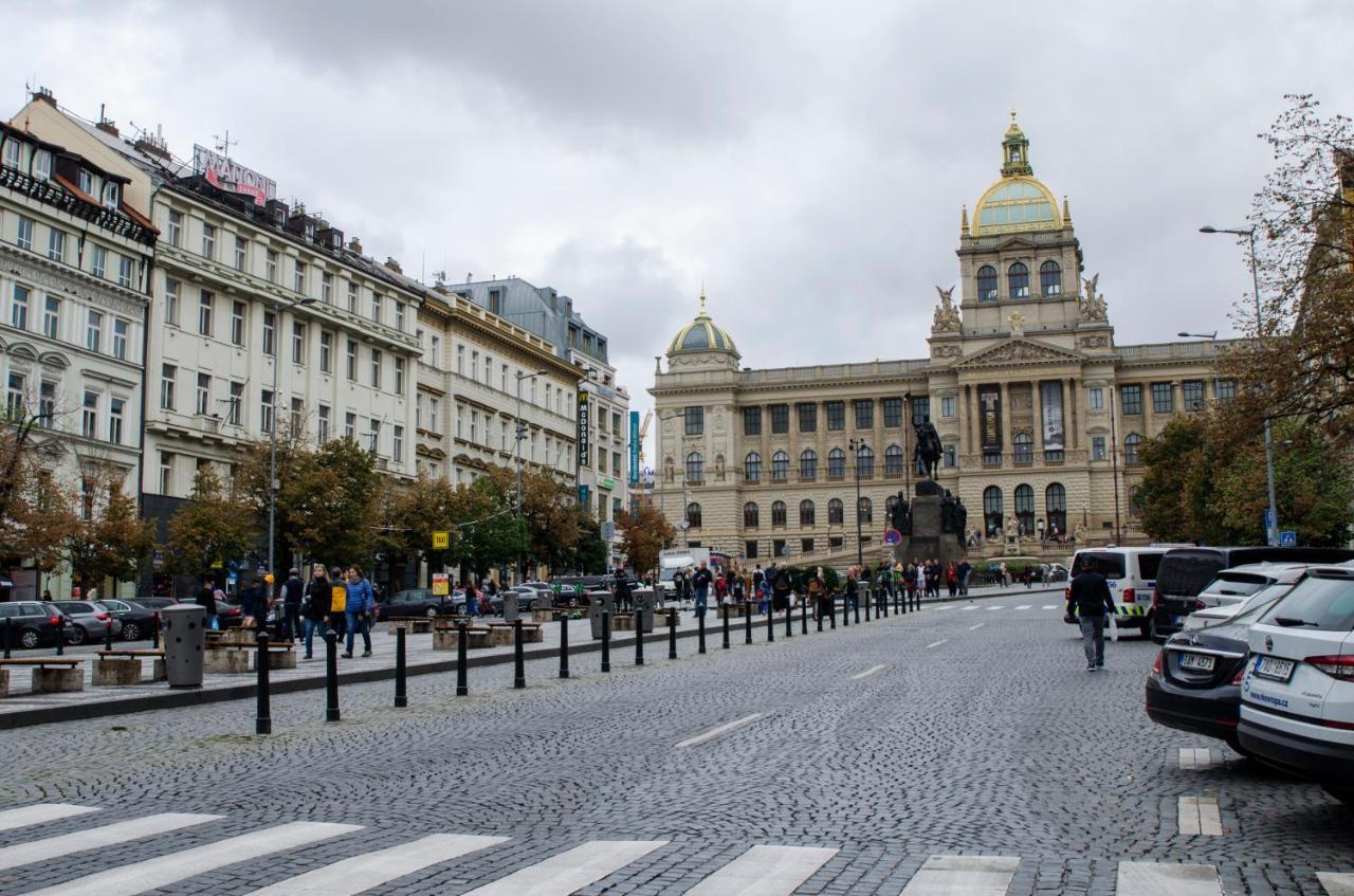 Globe Hostel Prague Adults Only Εξωτερικό φωτογραφία