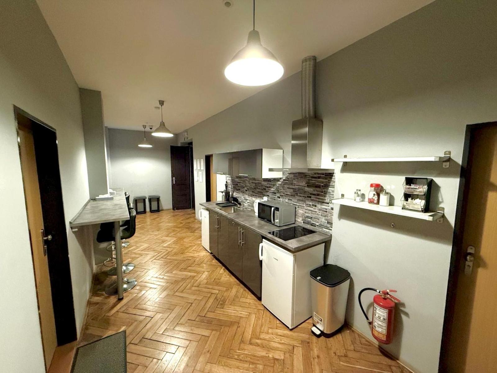 Globe Hostel Prague Adults Only Εξωτερικό φωτογραφία